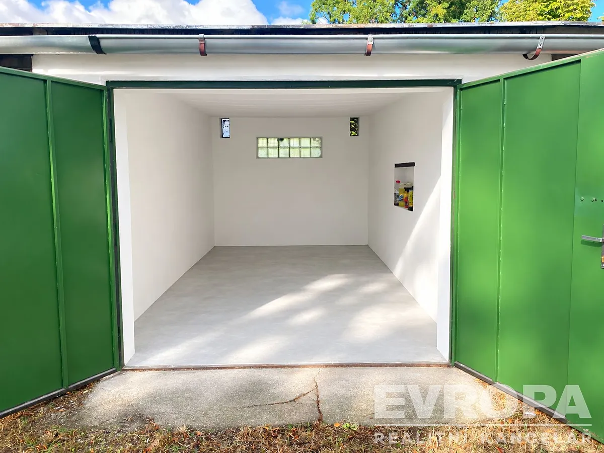 Prodej garáže 17 m²